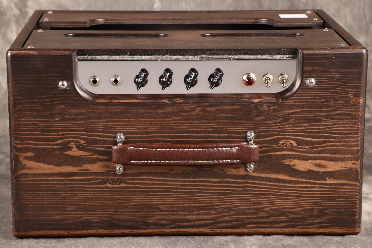 Tele.4 amplifier / 6V6-20 AMP JENSEN C12N 8Ω ギターコンボ Tele.4 amplifier / 6V6-20 AMP JENSEN C12N 8Ω ギターコンボ