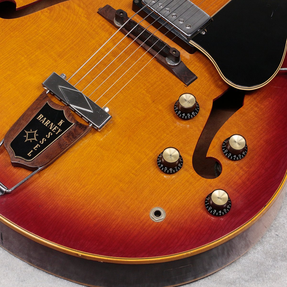 70's マツモク Gibson バーニーケッセル レプリカ フルアコ 中古美品 中古】Gibson / Barney Kessel Regular【新宿店】【値下げ