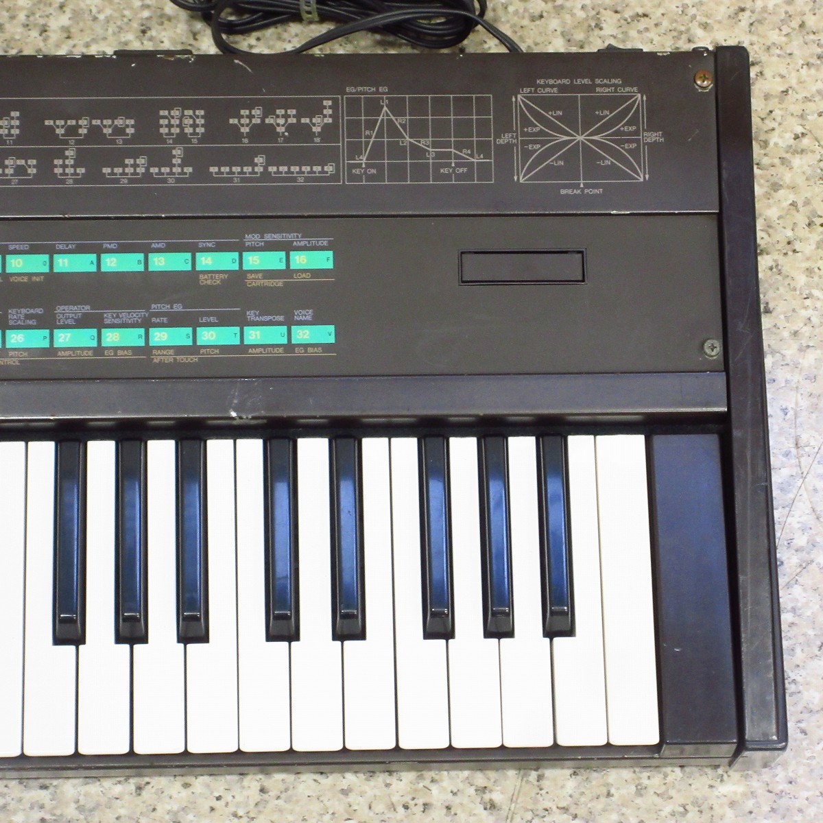【美品】YAMAHA DX7 動作確認済み シンセサイザー FMシンセ YAMAHA DX7 買取価格｜シンセサイザー - 楽器買取専門店 アップ