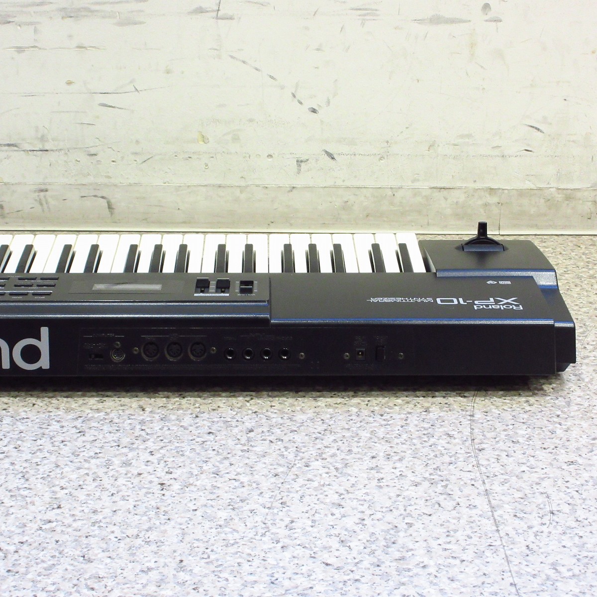 鍵盤楽器 Roland XP-10 Roland - XP-10 | Multitimbral Synthesizer