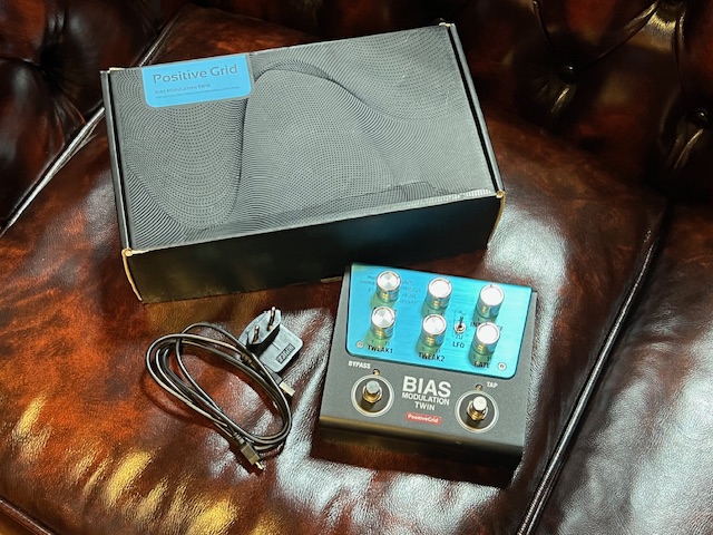 Positive Grid BIAS MODULATION 美品 Positive Grid Modulation Twin - American Musical Supply