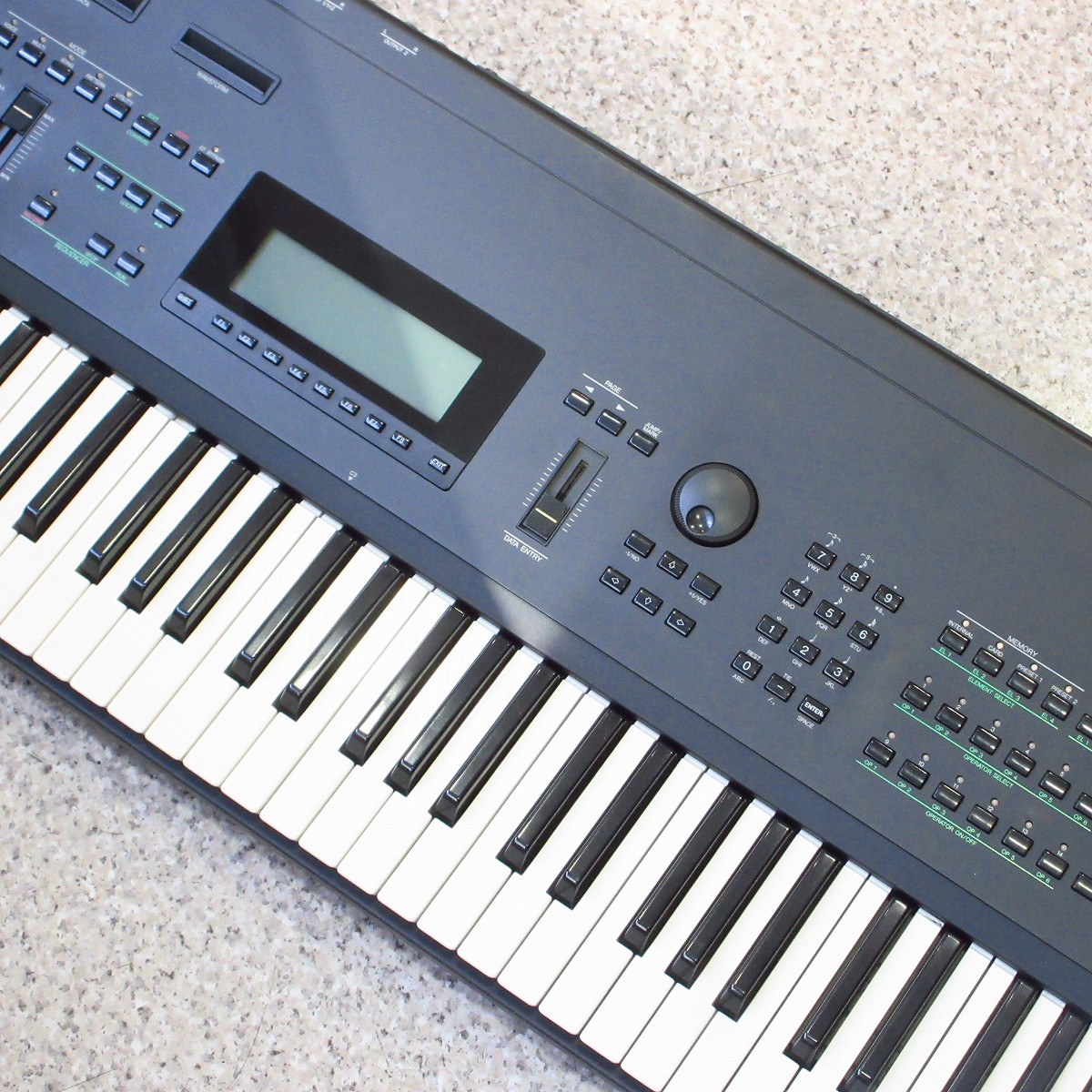 美品 シンセサイザー ヤマハ SY99 76鍵 ワークステーション SY77後継 YAMAHA SY99 