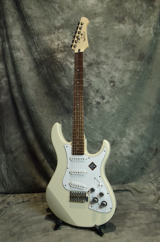 Variax Standard エレキギター ホワイト Variax Standard エレキギター ホワイト