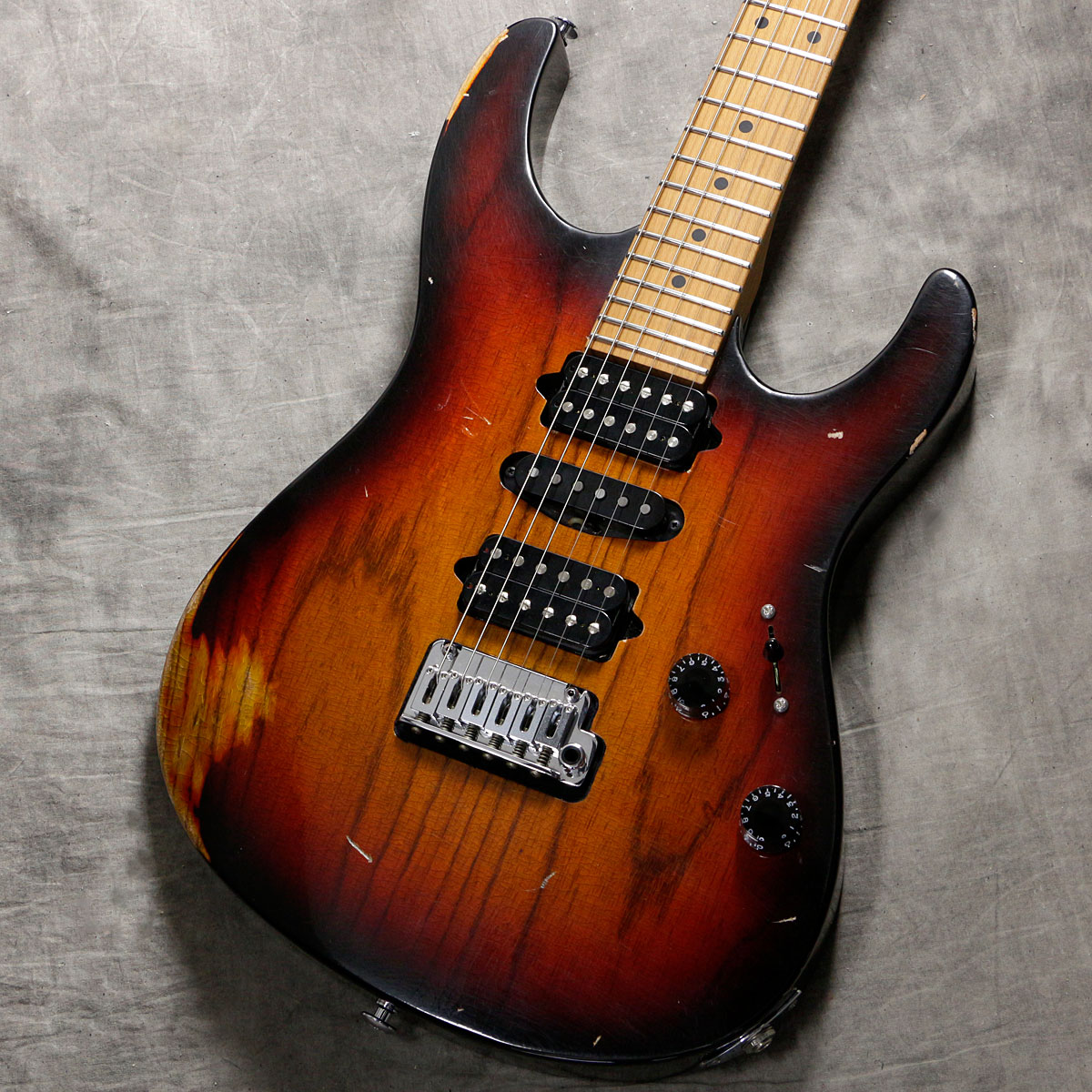 Suhr / JST Custom Modern Antique 3 Tone Burst | イシバシ楽器