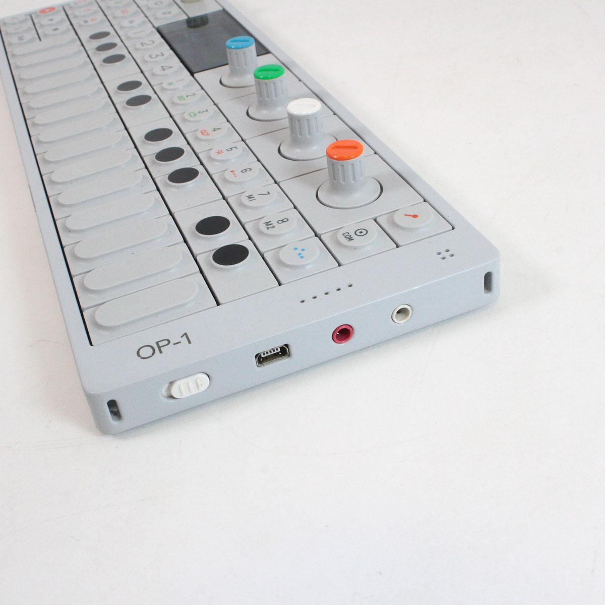 中古】 TEENAGE ENGINEERING / OP-1 【渋谷店】 | イシバシ楽器
