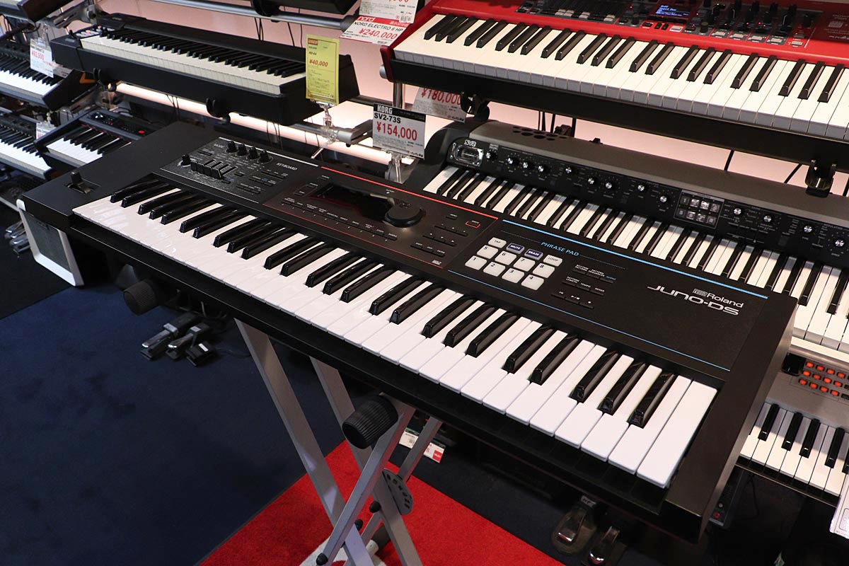 Roland / JUNO-DS61 シンセサイザー 【展示品チョイ傷特価