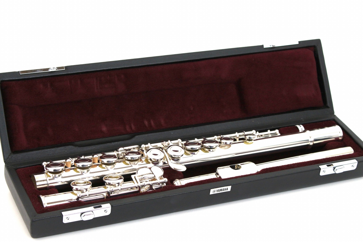 【美品】YAMAHAフルートYFL-211 日本製初心者 向けケース付整備済み ヤマハ | YFL-211 - フルート - 概要