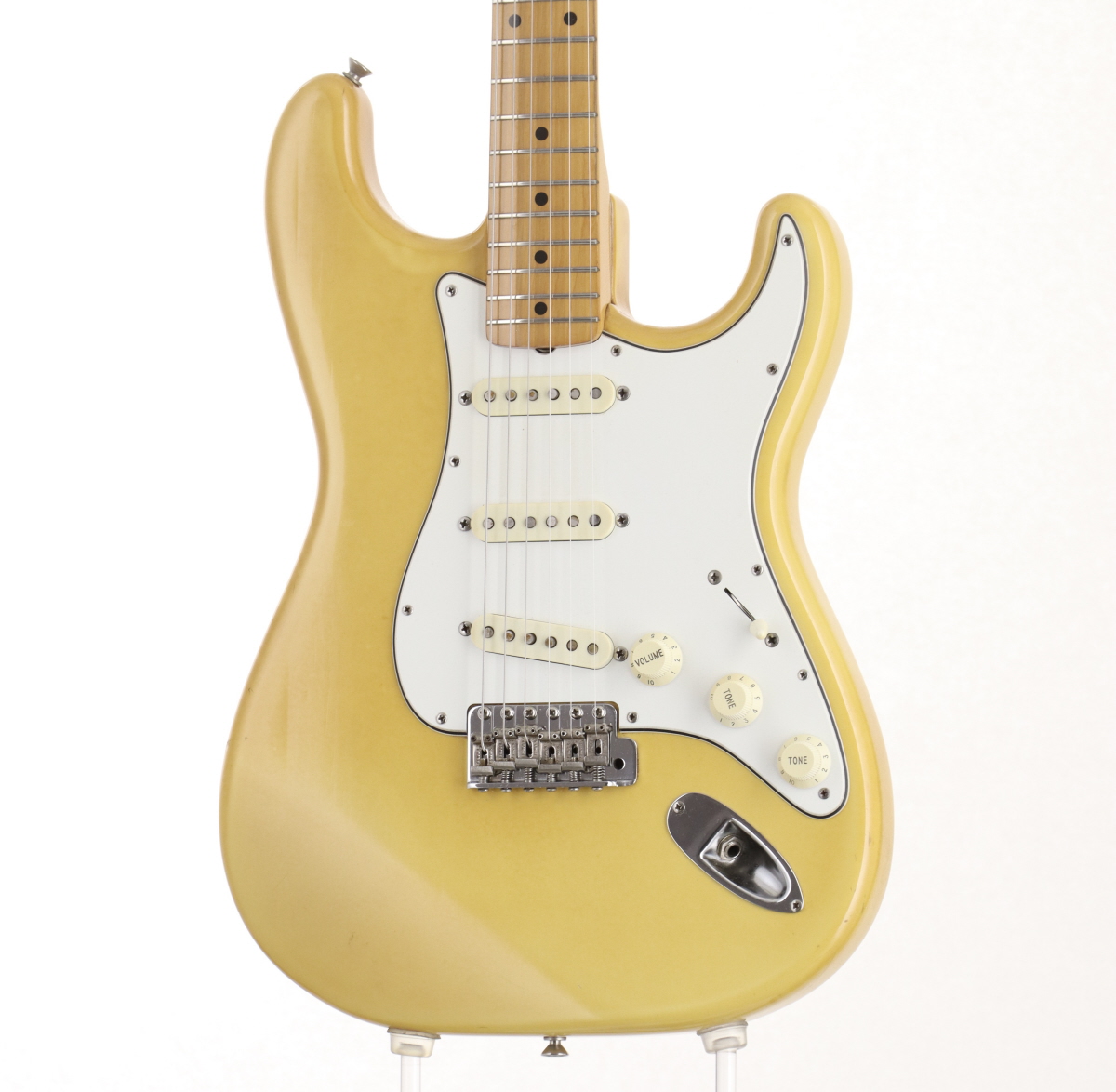 割引クーポン配布中!! FENDER ()Fender JAPAN ST67-85 VWH  1986年製(3.72kg)(S/N:E607084)(横浜店)