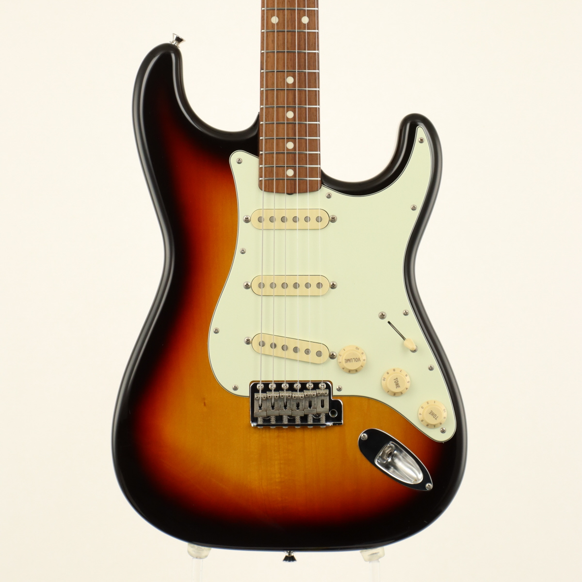 中古】 Fender / Classic 60s Stratocaster 3-Color Sunburst 【梅田店