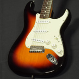šFender ե / FSR Traditional II 60s Stratocaster 3Tone Sunburst
