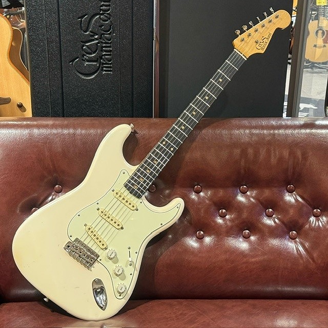 国内ビルダー製作　プレシジョンベース　K&T　ハカランダ指板　オールラッカー 国内ビルダー製作 プレシジョンベース K&T ハカランダ指板