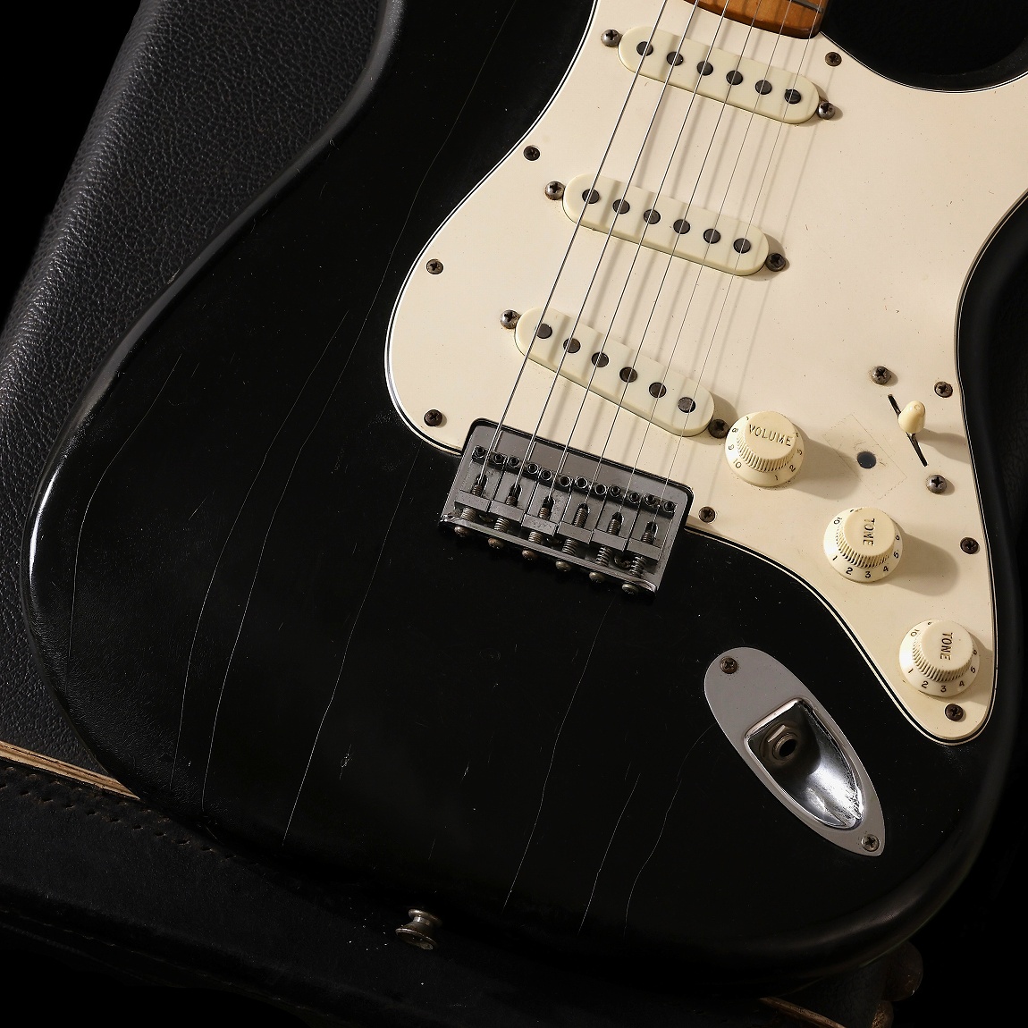 1975年製　Fender Stratocaster ビンテージ Fender 1975 Stratocaster 