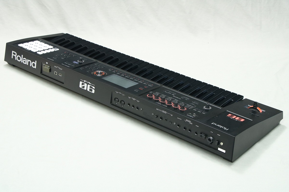 中古】 Roland / FA-06B 【御茶ノ水本店】【10/25 値下げ 中古】 Roland / FA-06B 【御茶ノ水本店】【10/25 値下げ