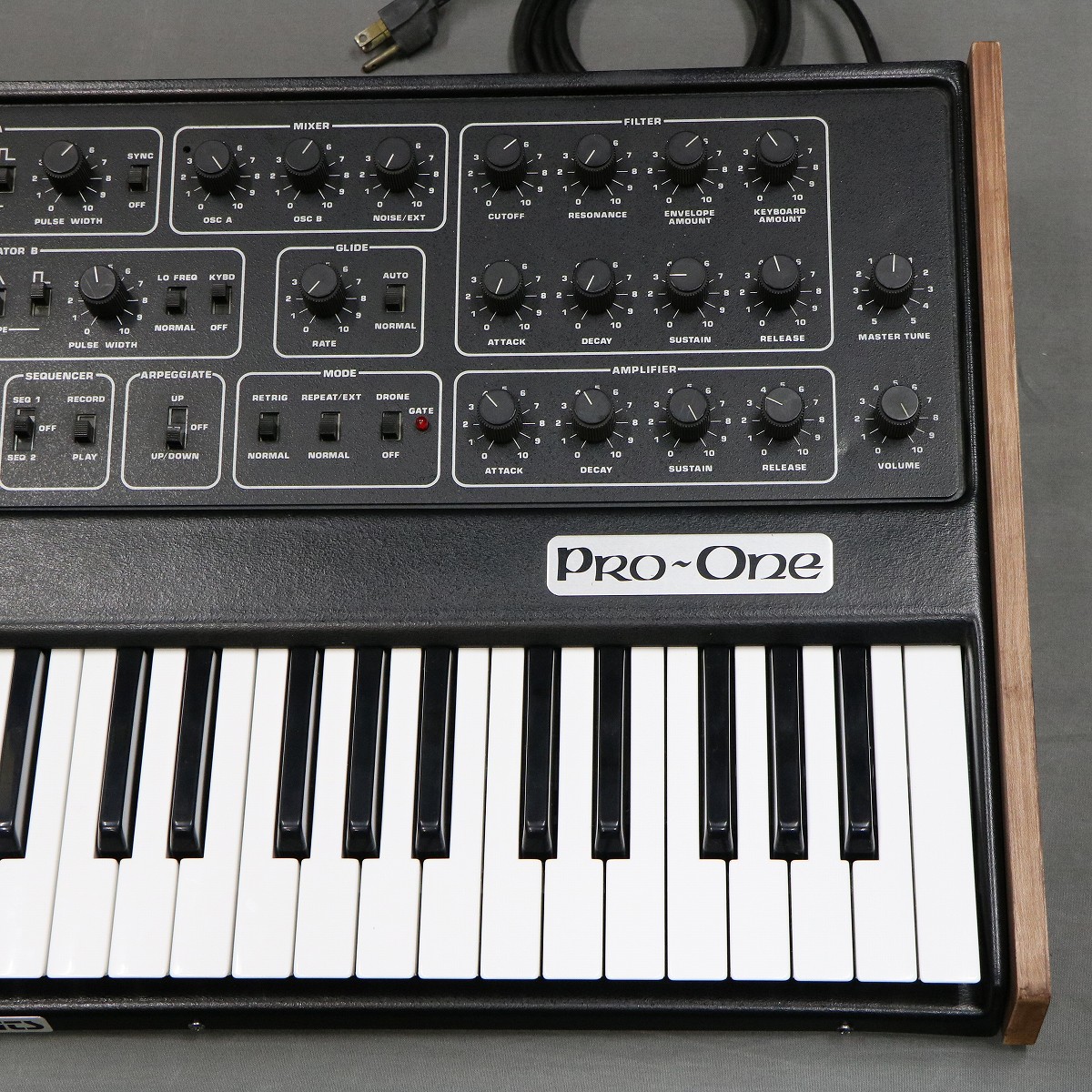 中古】 SEQUENTIAL CIRCUITS INC / PRO-ONE 【VINTAGE