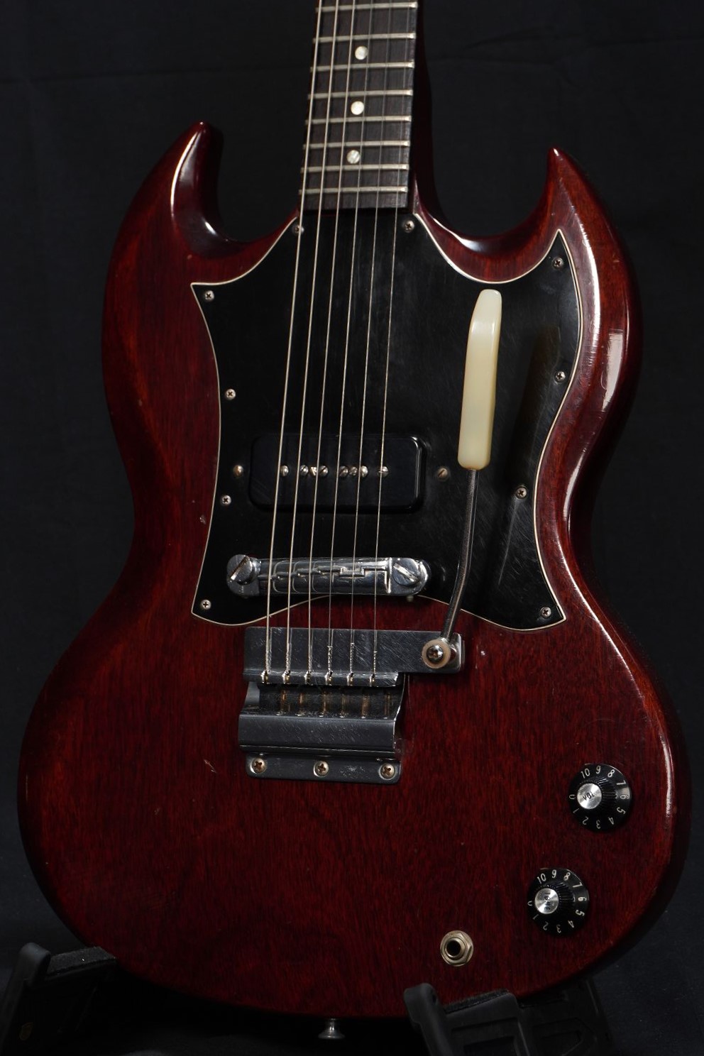 ジャパンビンテージ ダンカン搭載 SGタイプ Morris エレキギター 中古品 Vintage】Gibson / 1967年製 SG Junior Cherry【御茶ノ水
