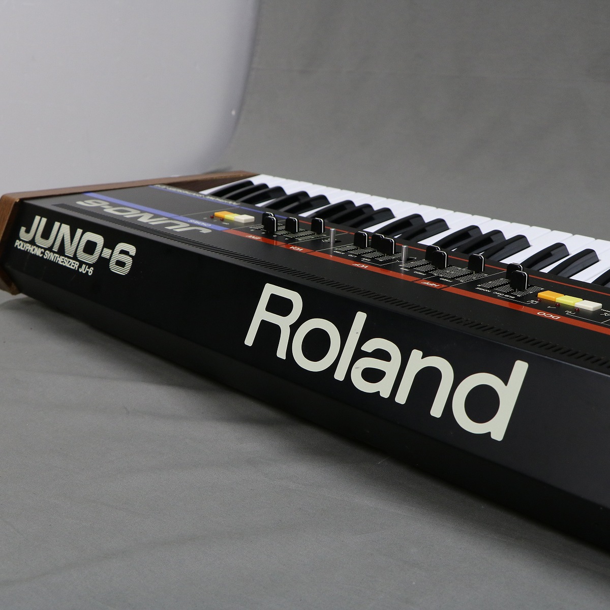 中古】 Roland / JUNO-6 Polyphonic Synthesizer JU-6 【VINTAGE 中古】 Roland / JUNO-6 Polyphonic Synthesizer JU-6 【VINTAGE