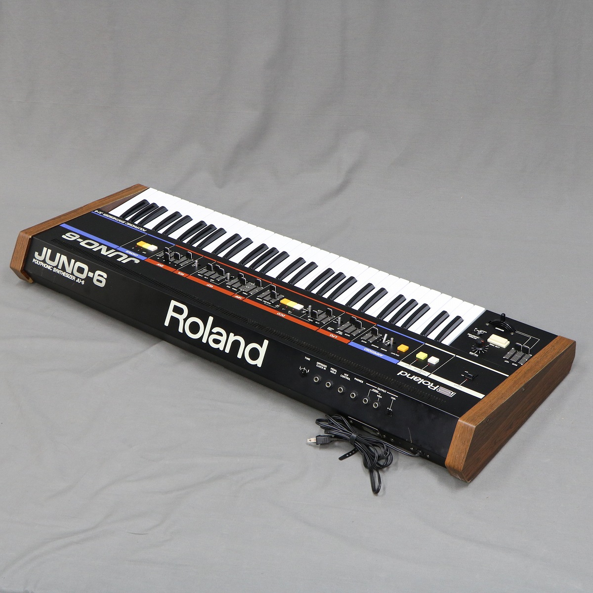 中古】 Roland / JUNO-6 Polyphonic Synthesizer JU-6 【VINTAGE 中古】 Roland / JUNO-6 Polyphonic Synthesizer JU-6 【VINTAGE