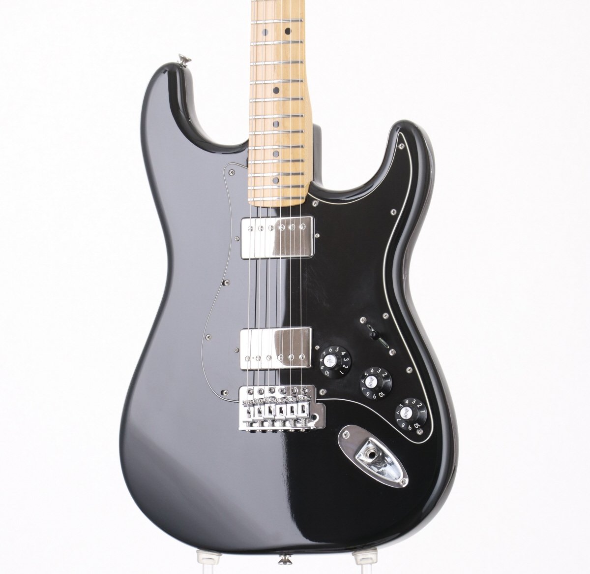 中古】Fender / Blacktop Stratocaster HH Maple Black【新宿店