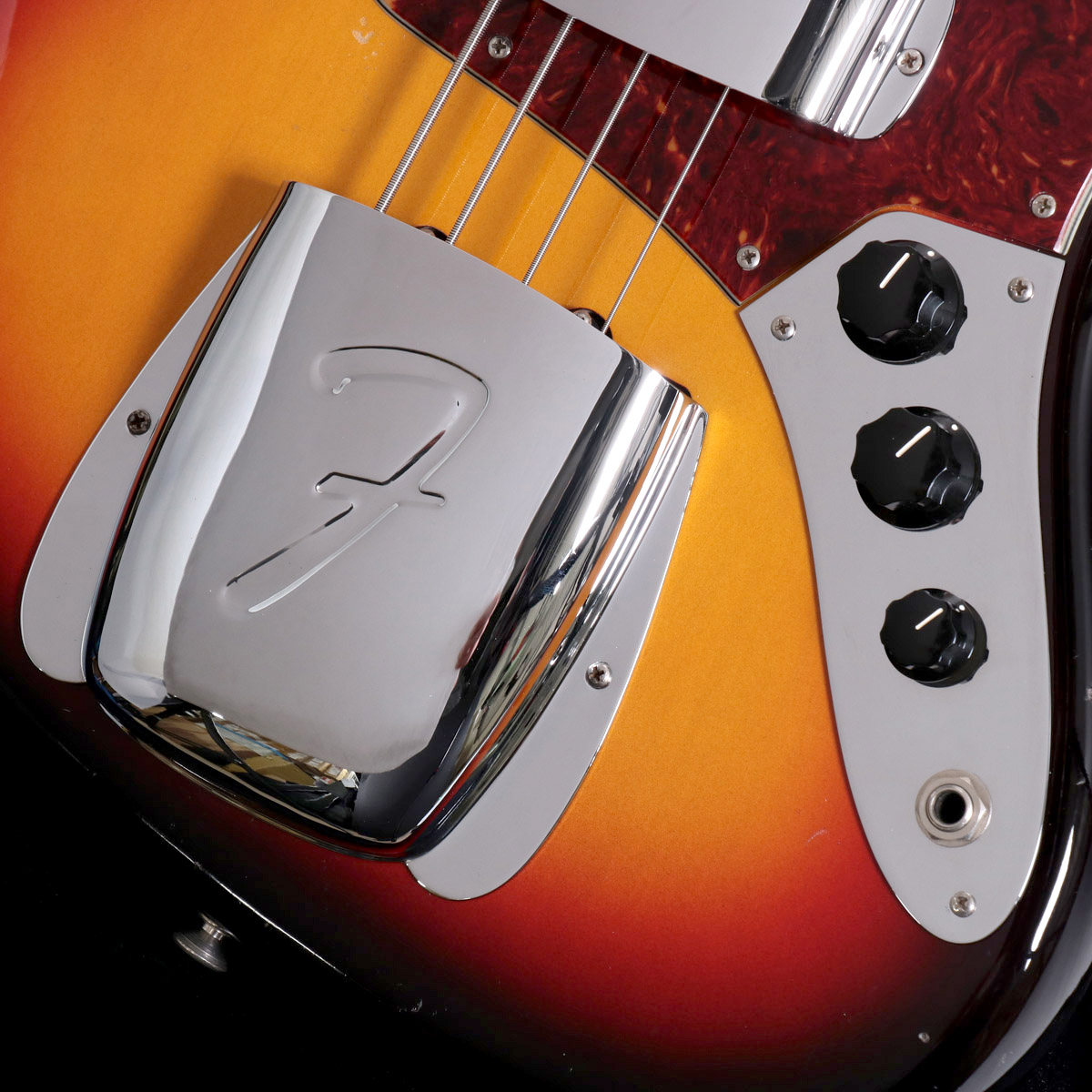 レビュー高評価の商品 中古】Fender USA / American Vintage 64 Jazz Bass 3-Color ベース