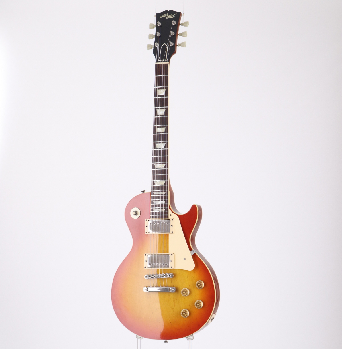 LSD Navigator 5.11 1/2 中古綺麗 中古】Navigator / 80s LPS Cherry Sunburst【新宿店】【値下げ