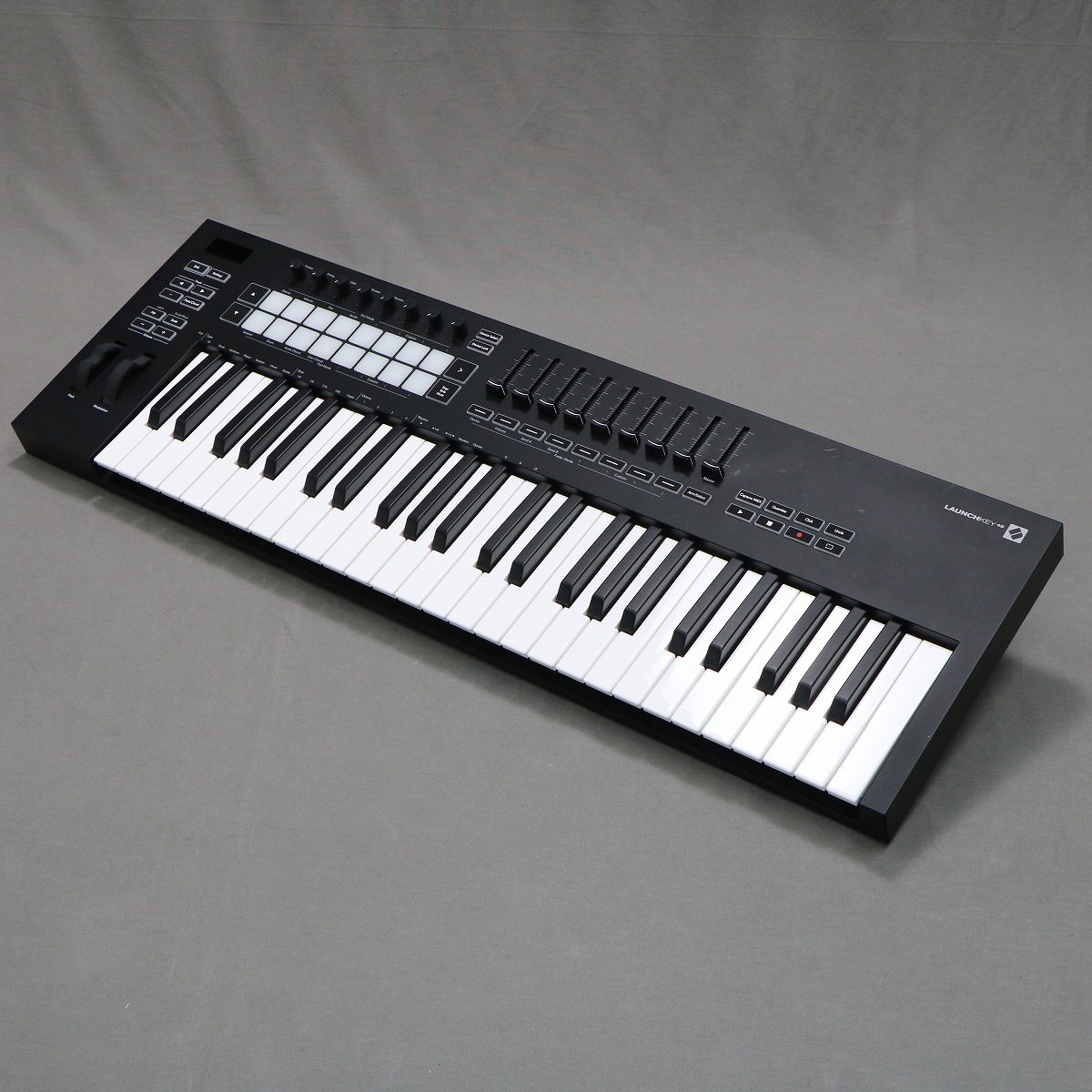 Novation Launchkey 49 MK3 MIDIキーボード Launchkey 49 [MK3] | Novation