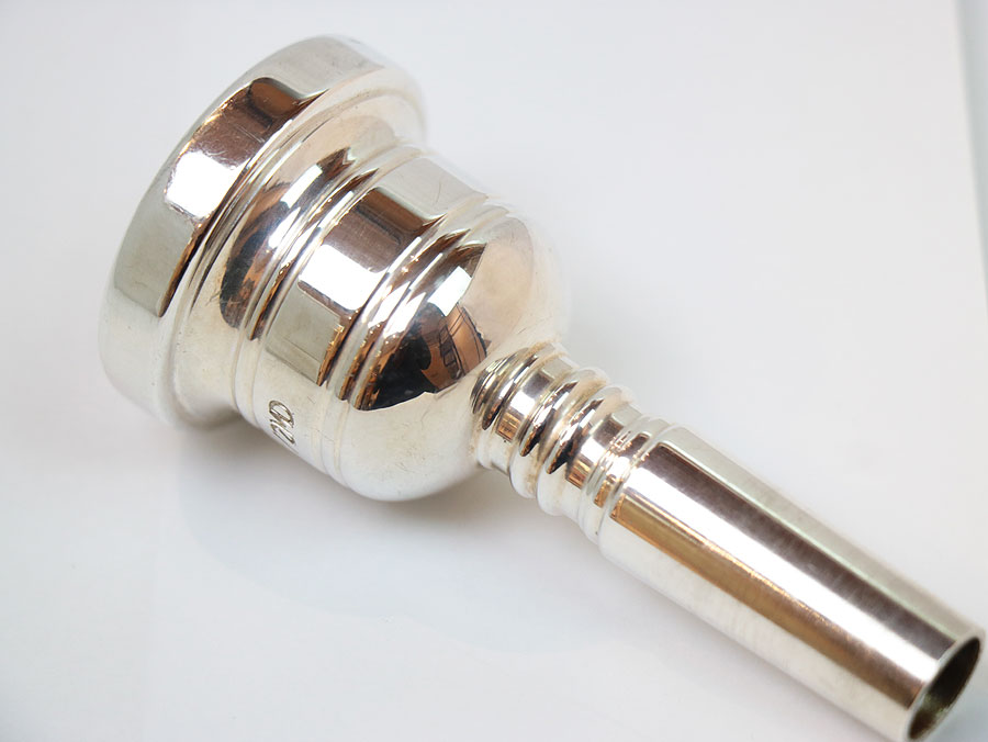 Shires 5MD シャイアーズ　マウスピース　トロンボーン　ほぼ未使用 Shires 5MD シャイアーズ マウスピース トロンボーン ほぼ未使用