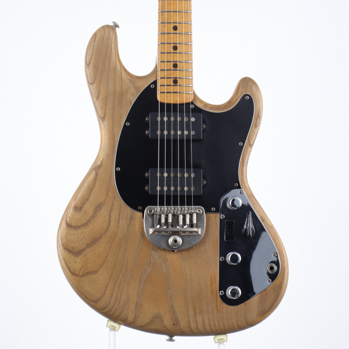 EBMM MUSICMAN StingRay U.S.A ナチュラル 中古良品 楽天市場】ミュージックマン スティングレイ 中古の通販