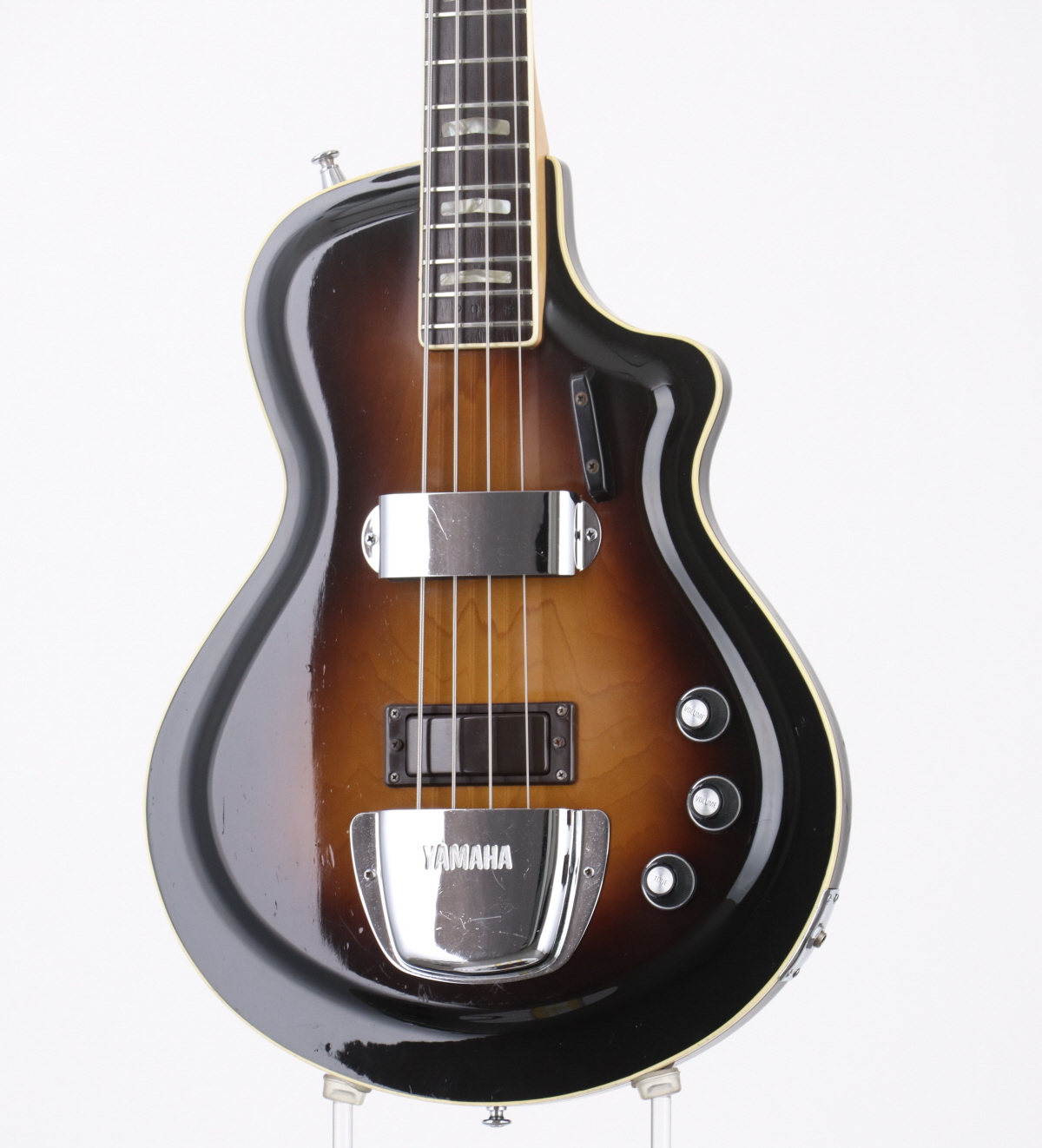 rare vintage bass 🫶 Yamaha SB-50 Les Paul Style Made in