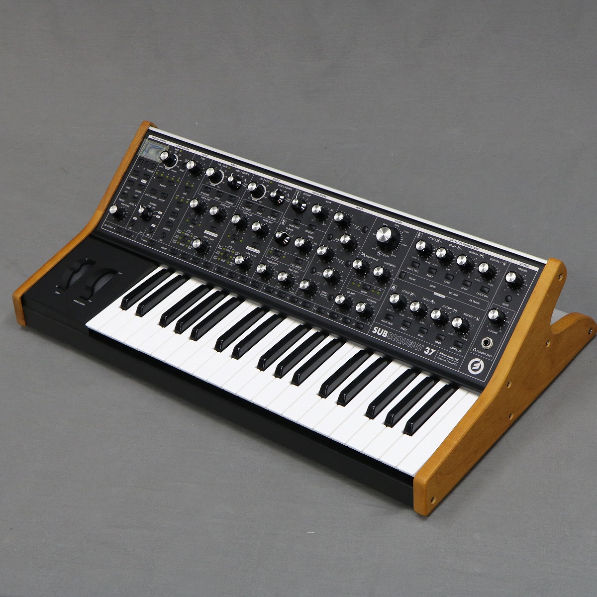 中古】 MOOG / SUBSEQUENT 37 【御茶ノ水本店】【2/18 値下げ 中古】 MOOG / SUBSEQUENT 37 【御茶ノ水本店】【2/18 値下げ