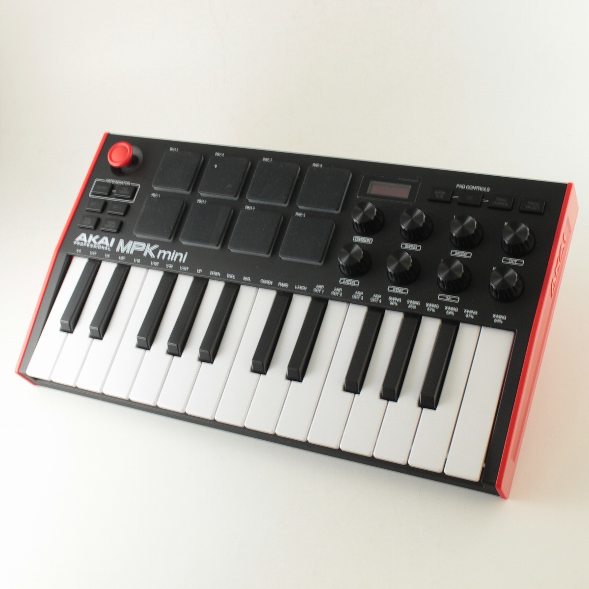 MPK MINI MK3 | 25-KEY COMPACT CONTROLLER WITH MPC-STYLE PADS