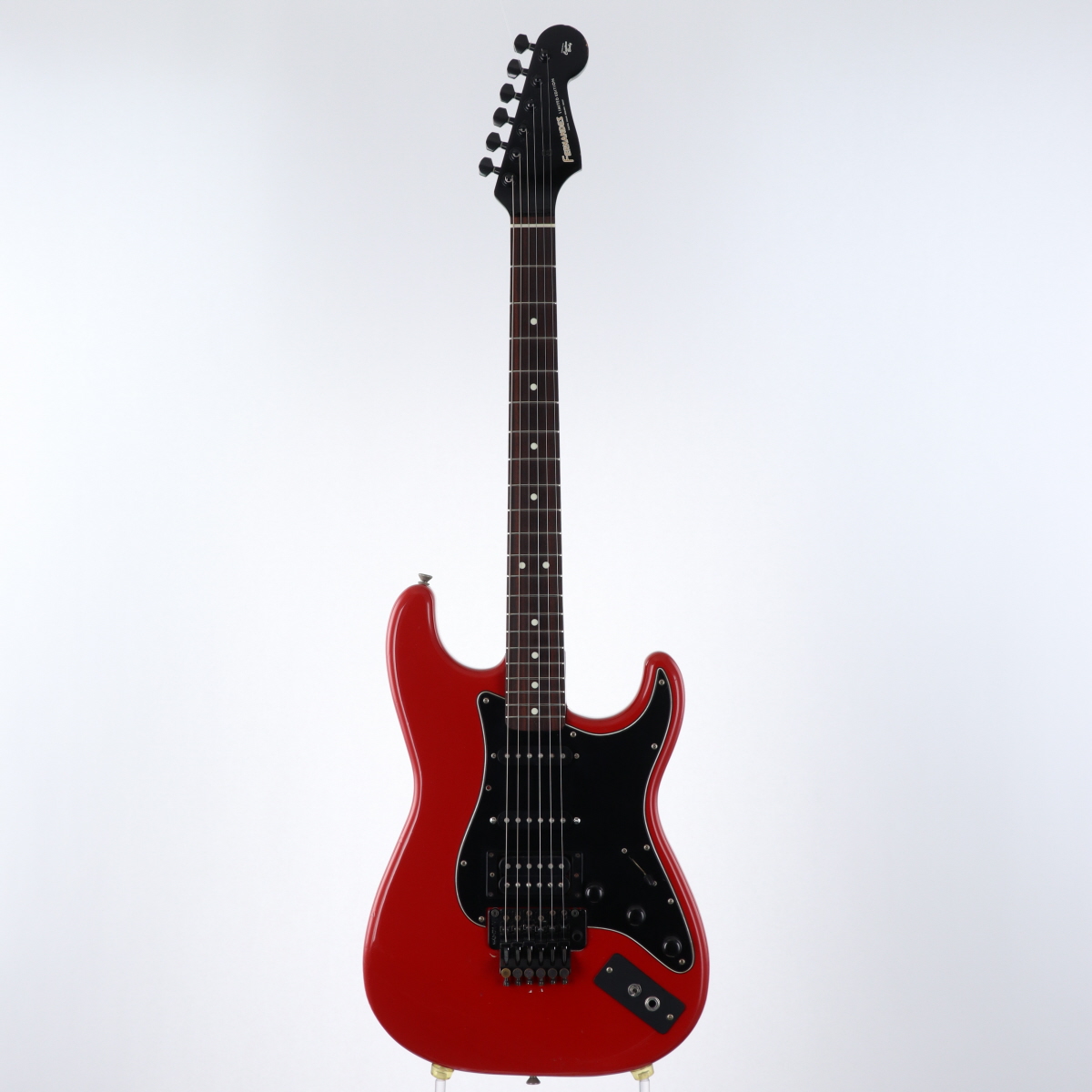 ☆希少なFERNANDES ST   モディファイして他に類を見ない新機能満載 ☆希少なFERNANDES ST モディファイして他に類を見ない新機能