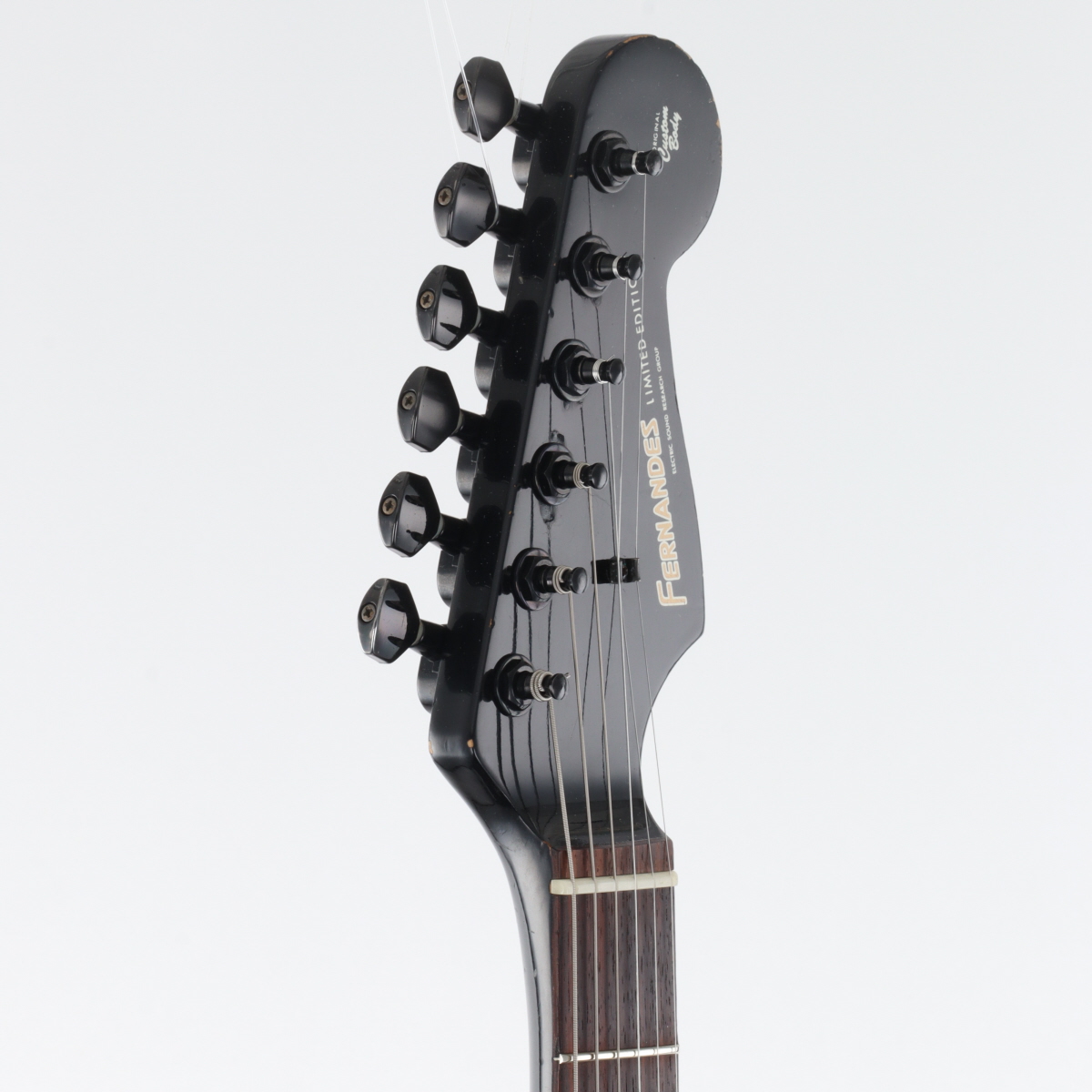 ☆希少なFERNANDES ST   モディファイして他に類を見ない新機能満載 ☆希少なFERNANDES ST モディファイして他に類を見ない新機能