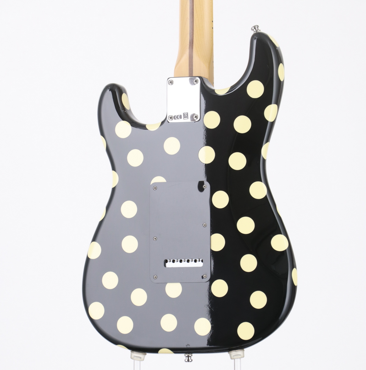 スクワイヤー By Fender ストラトキャスター ドット柄