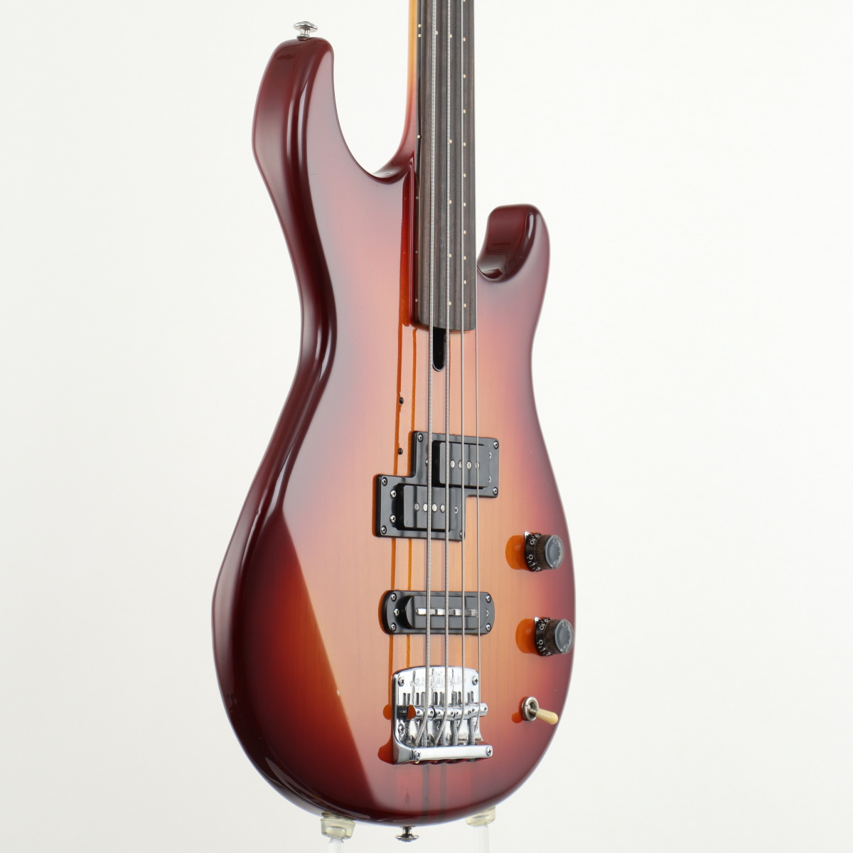 中古】YAMAHA / BB2000F Broad Bass Fretless Stein 【梅田店