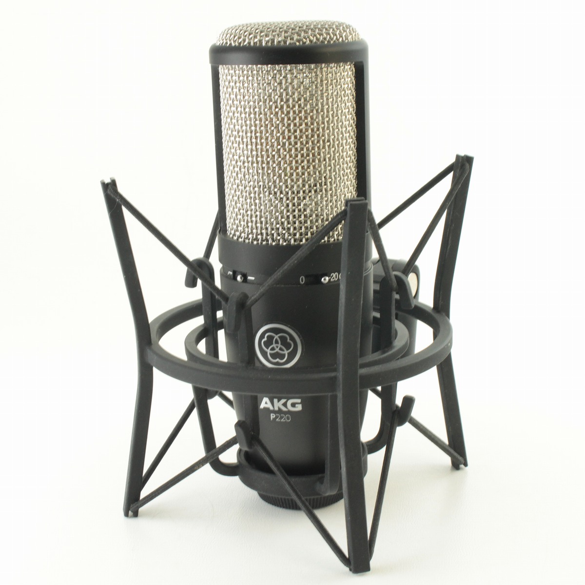 AKG P420 コンデンサーマイク 緩い AKG P420 コンデンサーマイク 緩い