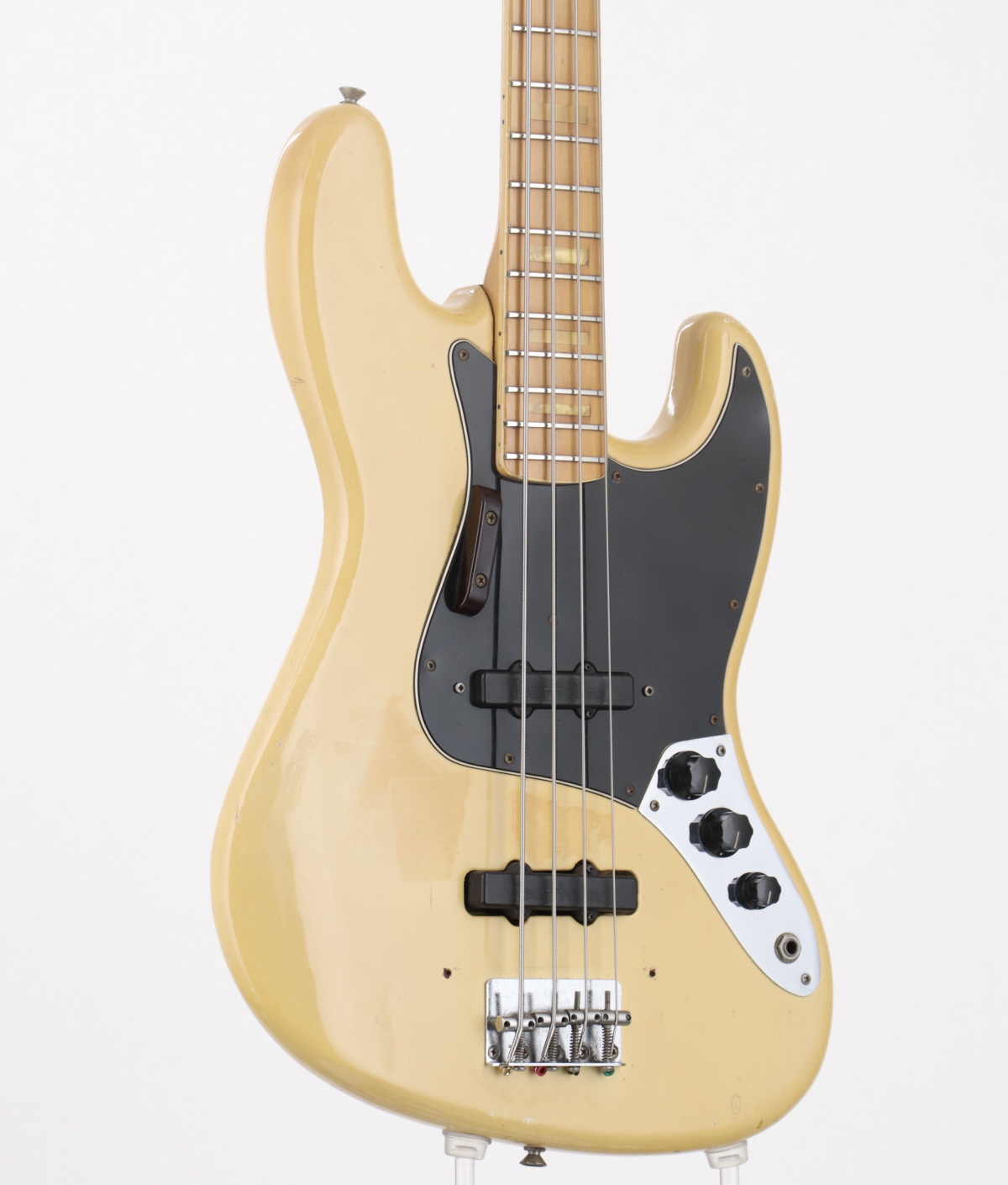 ベース Fender 1976 Jazz Bass（ビンテージ）【楽器検索デジマート】