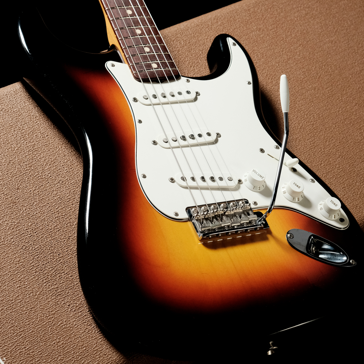 てんてん's shop アポバスターF AMT 1/25 ダットサン280ZXターボ Tバールーフ プラモデル
