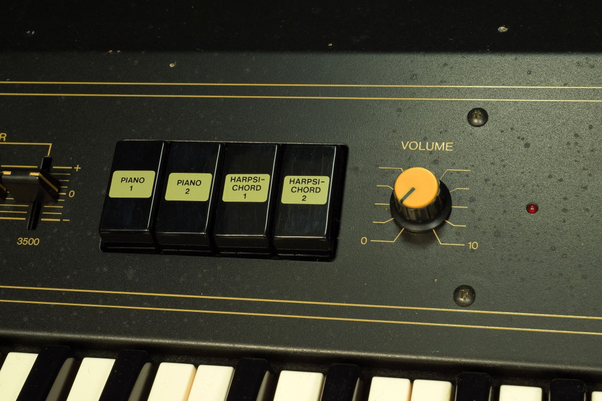 ヤマハ YAMAHA CP10 アナログ電子ピアノ 木目調 ★ 中古】YAMAHA ヤマハ / CP10 Electronic Piano 【値下げ