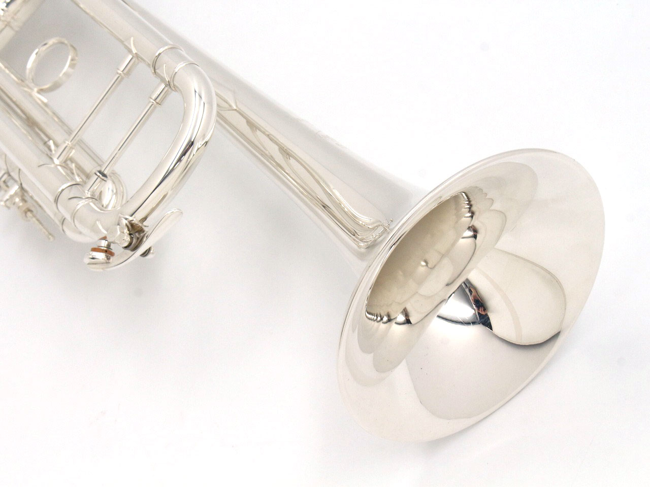 Bach Stradivarius model 37 トランペット　シルバー 高額買取実施中!!】Vincent Bach トランペット Stradivarius