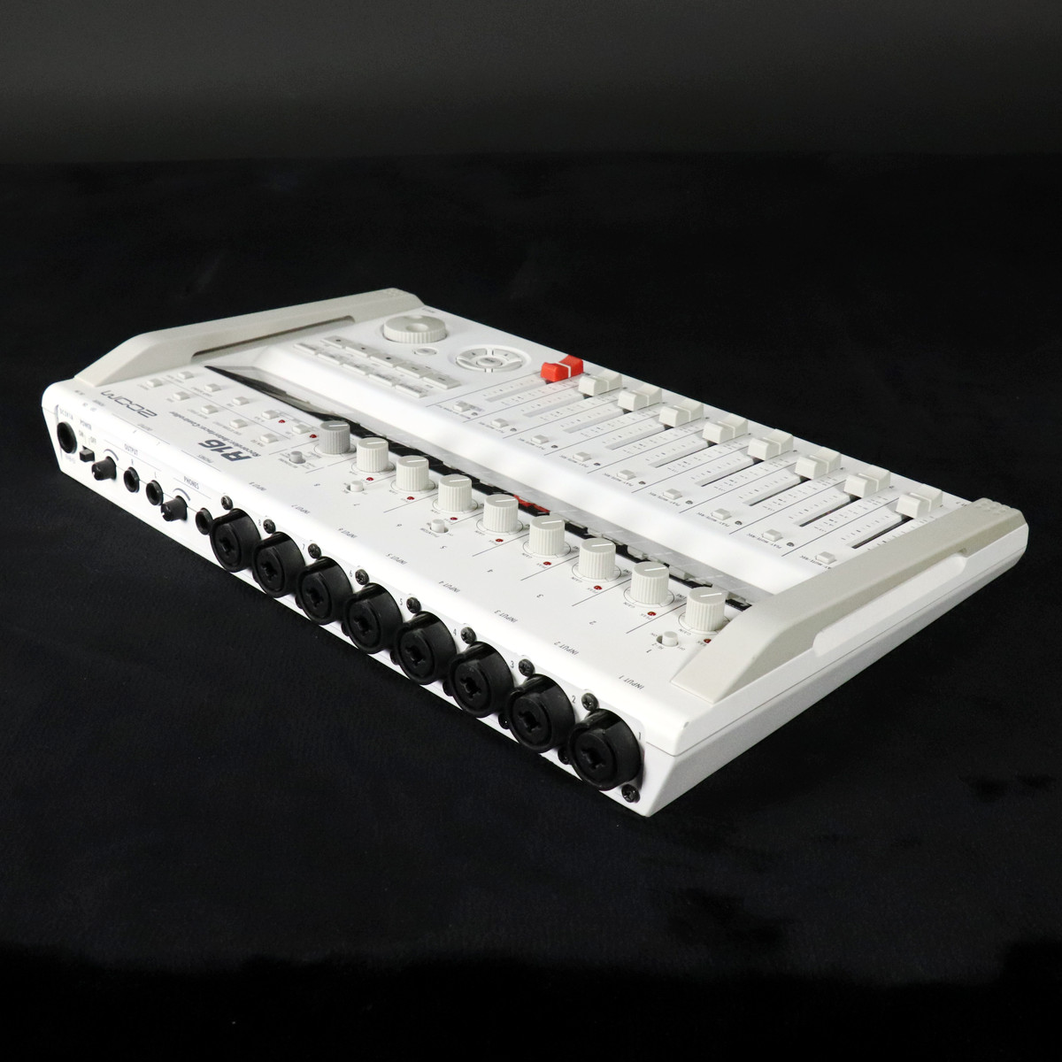 Amazon.com: Zoom R16 Multi-Track Tabletop Recorder