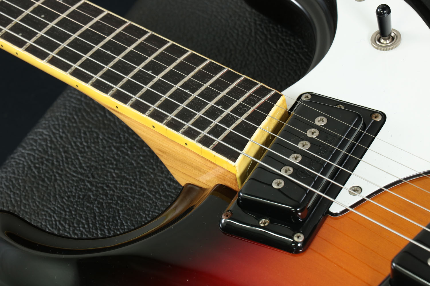 中古】Mosrite / 70s V1 Mark I Sunburst ［4.33kg］【S/N V0569