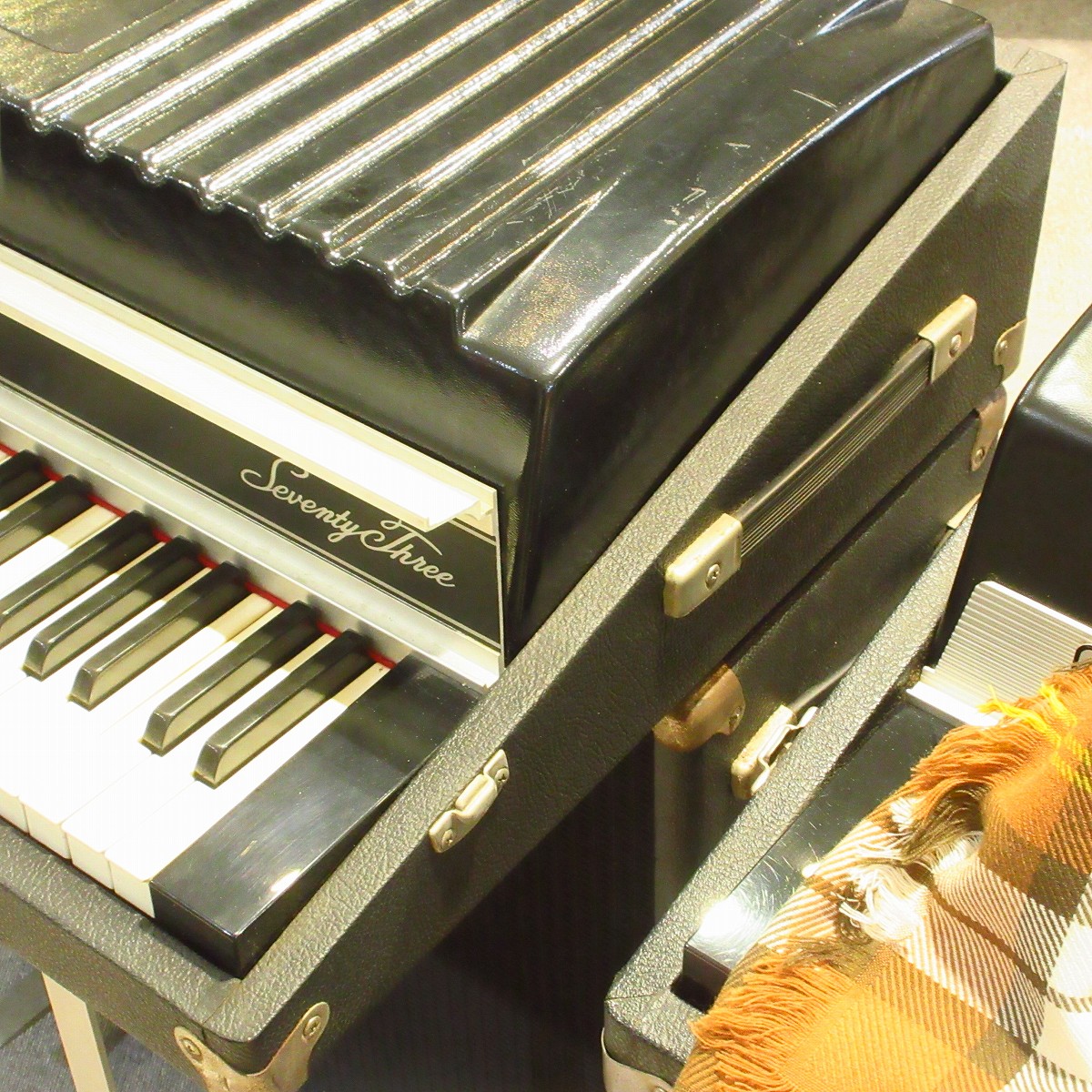 中古】Rhodes / MarkII Suitcase 73Keys【Vintage】