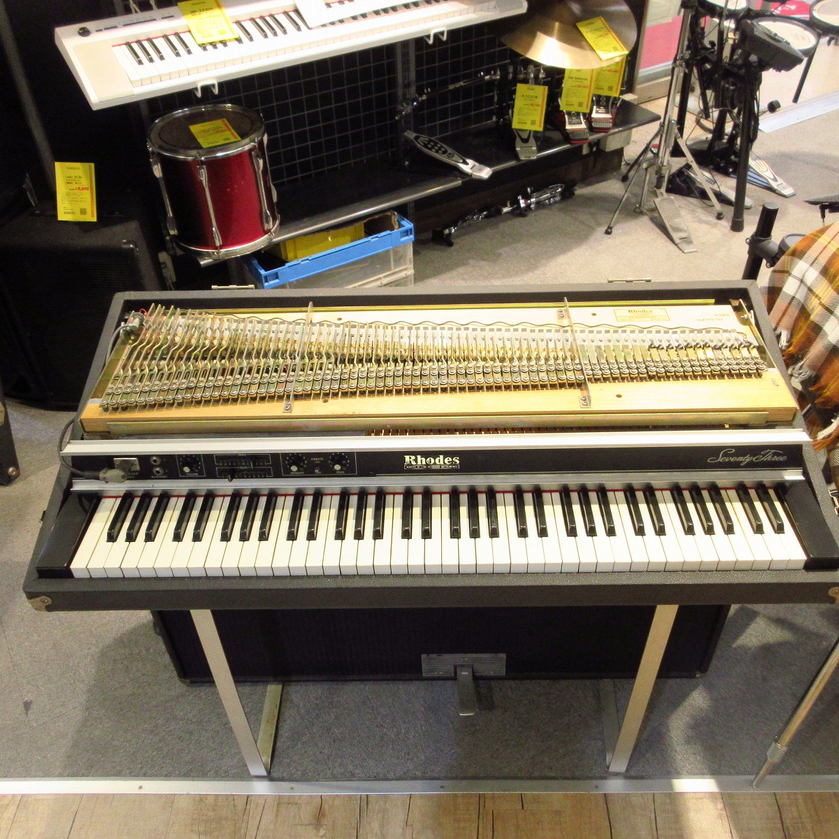 中古】Rhodes / MarkII Suitcase 73Keys【Vintage】