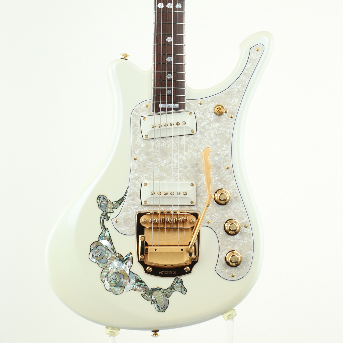 YAMAHA TBJ-CST ボディ裏面のプレート 中古】YAMAHA / TBJ-CST Terry ＆ Blue Jeans Custom【3.92kg