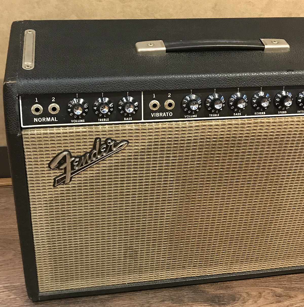 ギターアンプ Vintage】Fender / 1967 Deluxe Reverb【渋谷店】【値下げ