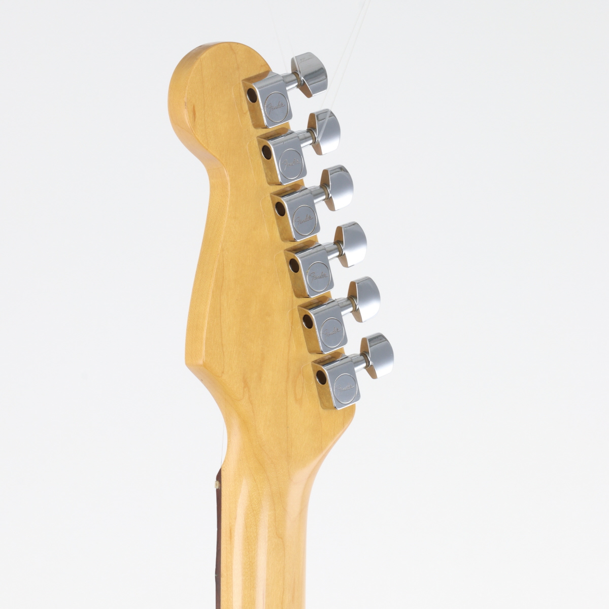 中古】Fender USA / 1984年製 Standard Stratocaster White