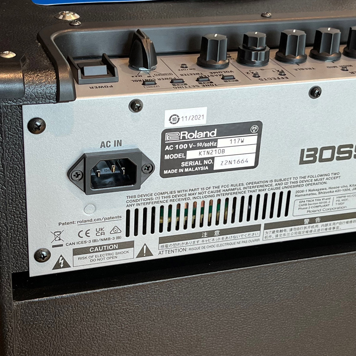 BOSS KATANA-210Bベースアンプ純正Bluetoothモジュール付き BOSS - KATANA-210 BASS | Bass Amplifier
