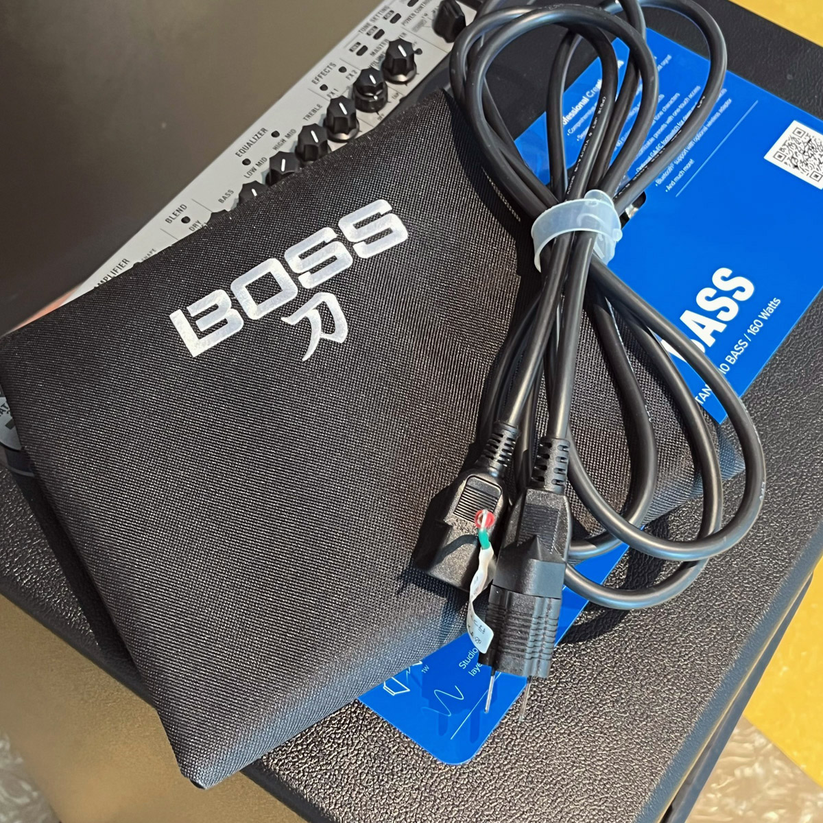 中古】BOSS / KATANA-210B KTN210B Bass Amplifier ベースアンプ