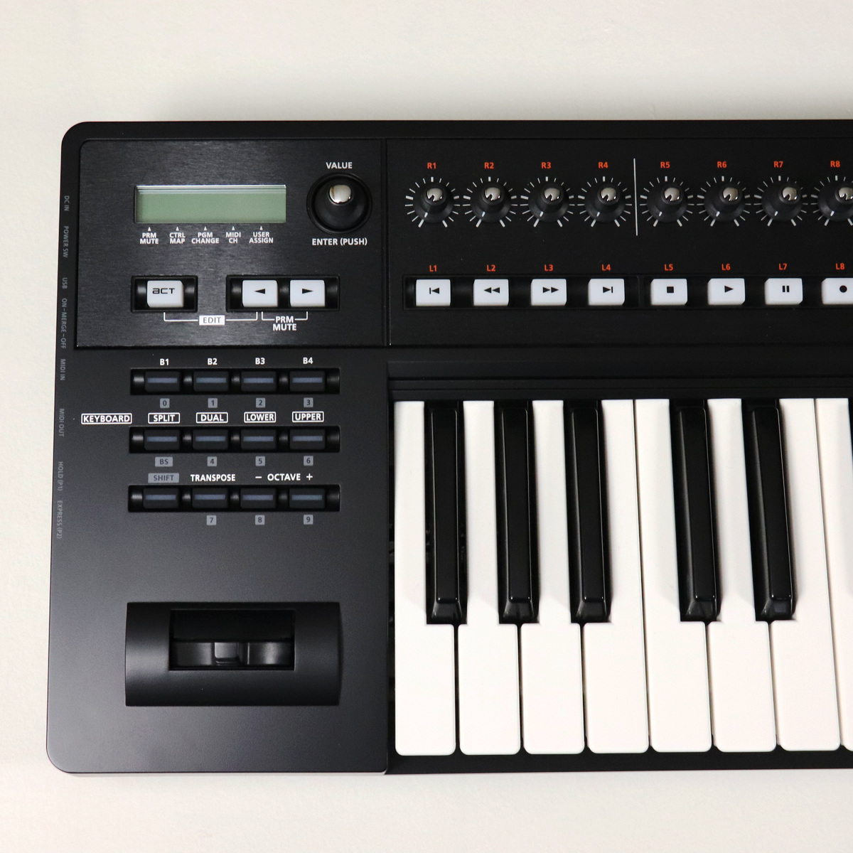 中古】Roland / A-300PRO MIDI Keyboard Controller 【梅田店