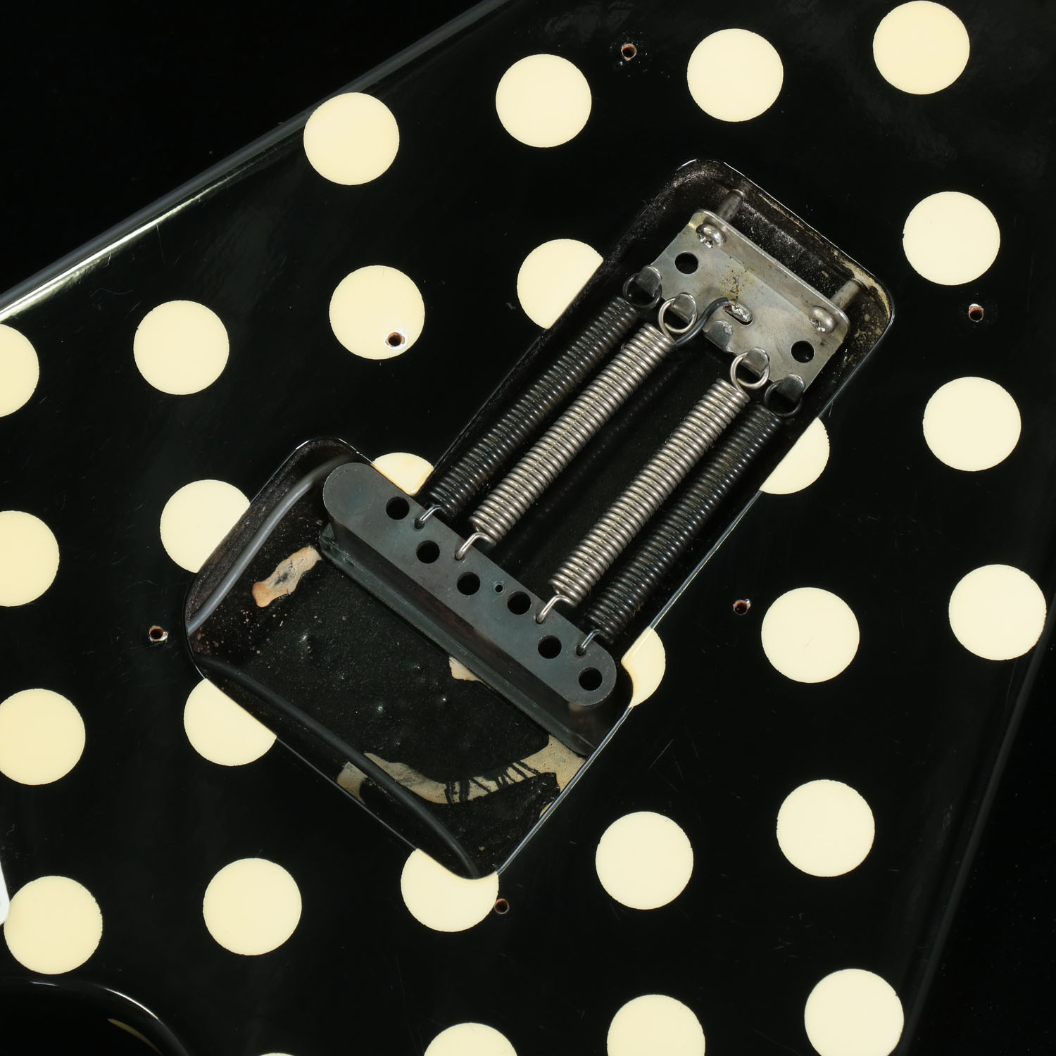 中古】FERNANDES / FV-105RR Randy Rhoads Polka Dot V 中古】FERNANDES / FV-105RR Randy Rhoads Polka Dot V